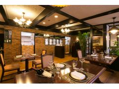 落ち着いた雰囲気の欧風レストラン「バーデンバーデン」