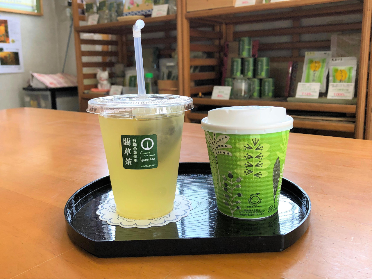 ウェルカムドリンク(藺草茶)をご用意しています。(ホットorアイス)