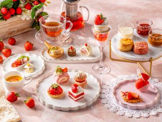 苺の華やかな香りと可憐な彩りに包まれる「Strawberry Afternoon Tea(ストロベリーアフタヌーンティー)」