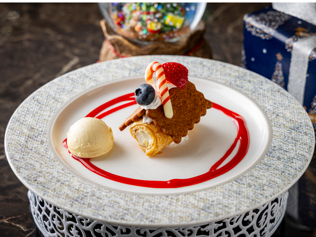 �����E���W�E�I�[���N���X�}�X�X�C�[�c�r���b�t�F�uDream Santa Story�i�h���[���E�T���^�E�X�g�[���[�j
