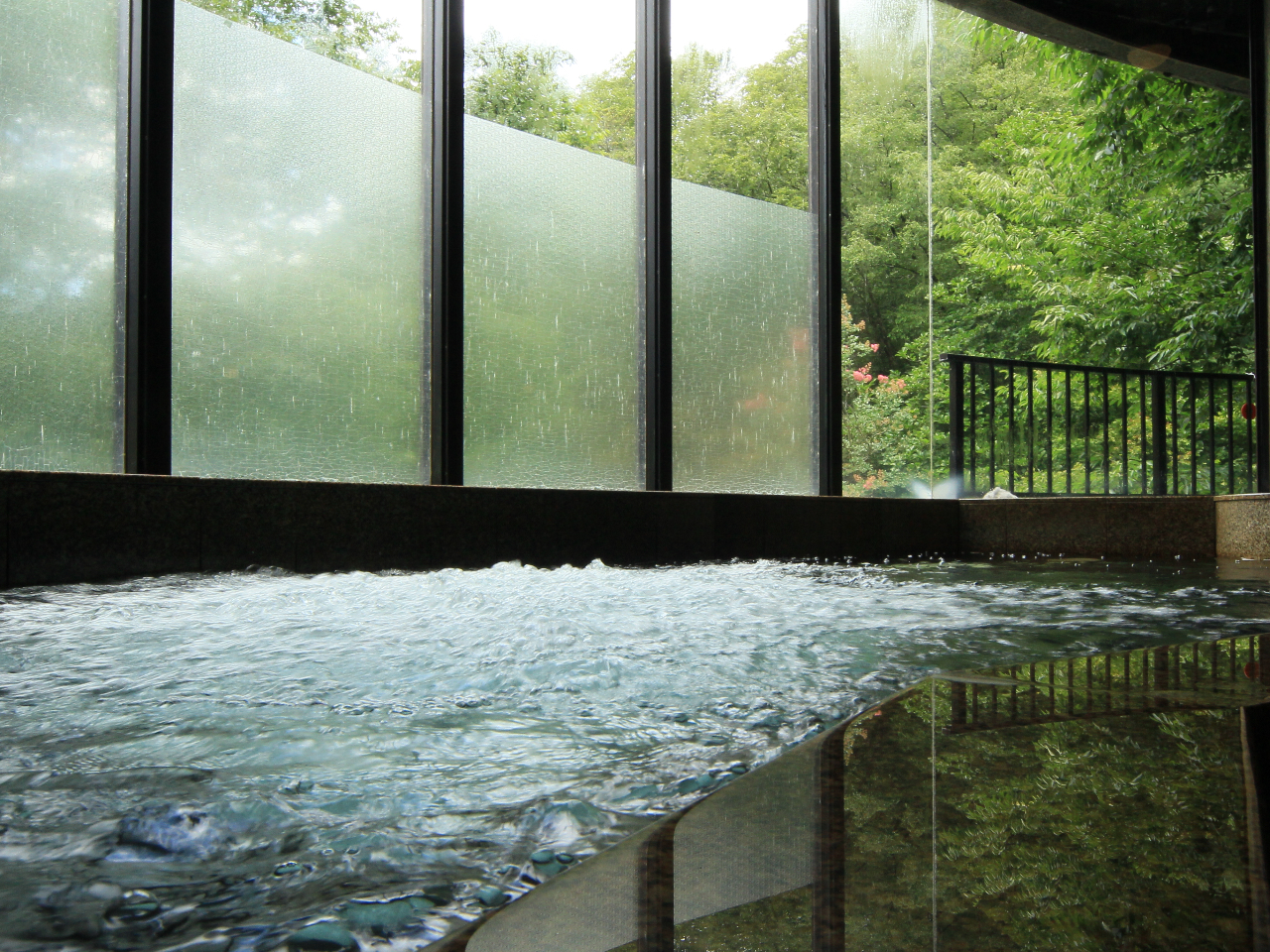 �����嗁��