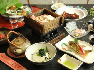 飛騨牛指定店の飛騨牛を使用した本格会席料理