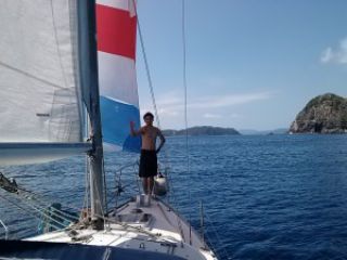 綺麗なサンゴ礁でのシュノーケリング+ヨットクルーズ。ウミガメもいる加計呂麻島,奄美南部,大島海峡,初心者シュノーケリング体験1