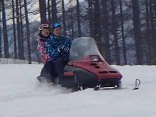スノーモービルで爽快で走る!!