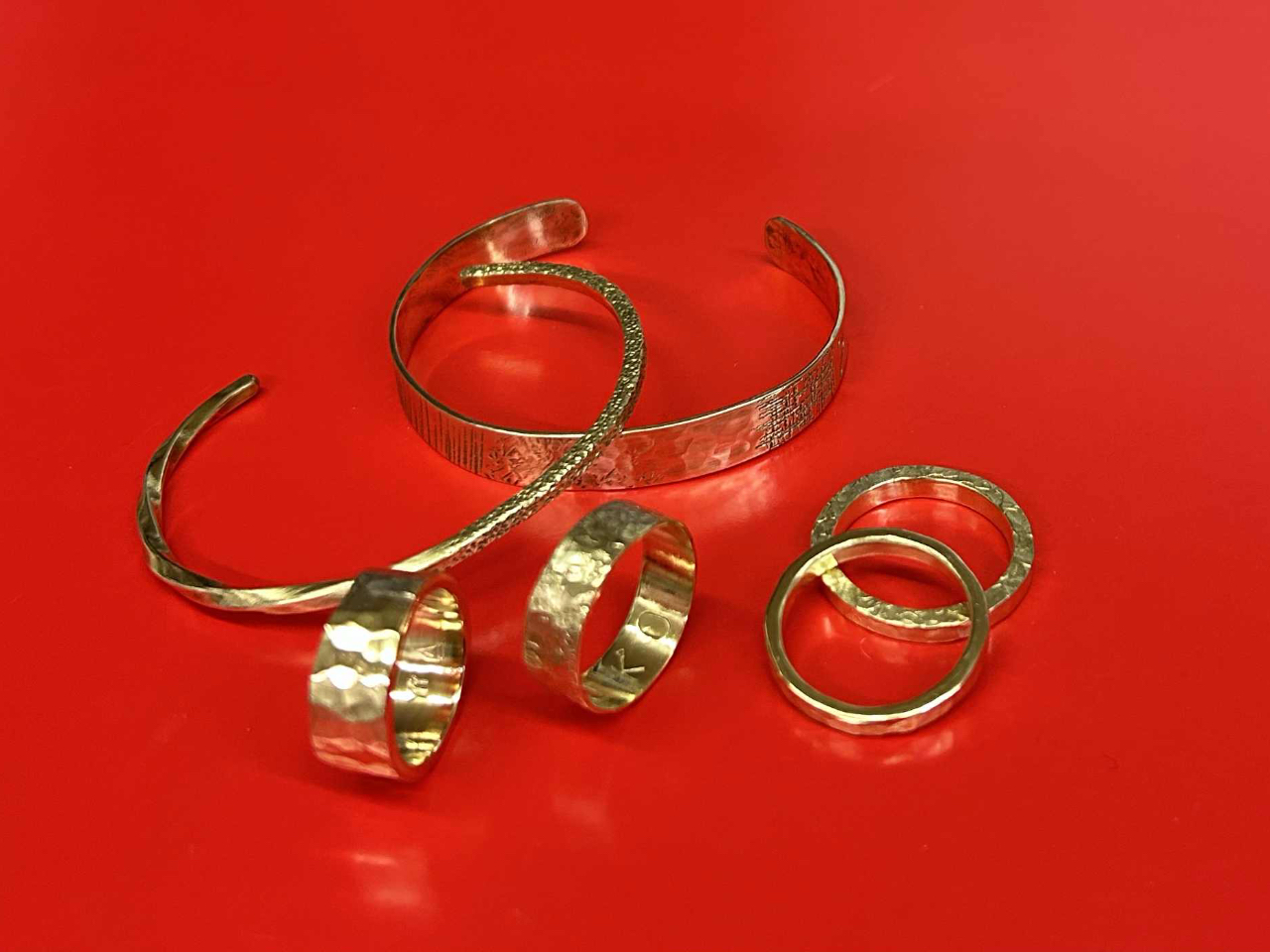 �o���O���A�����O