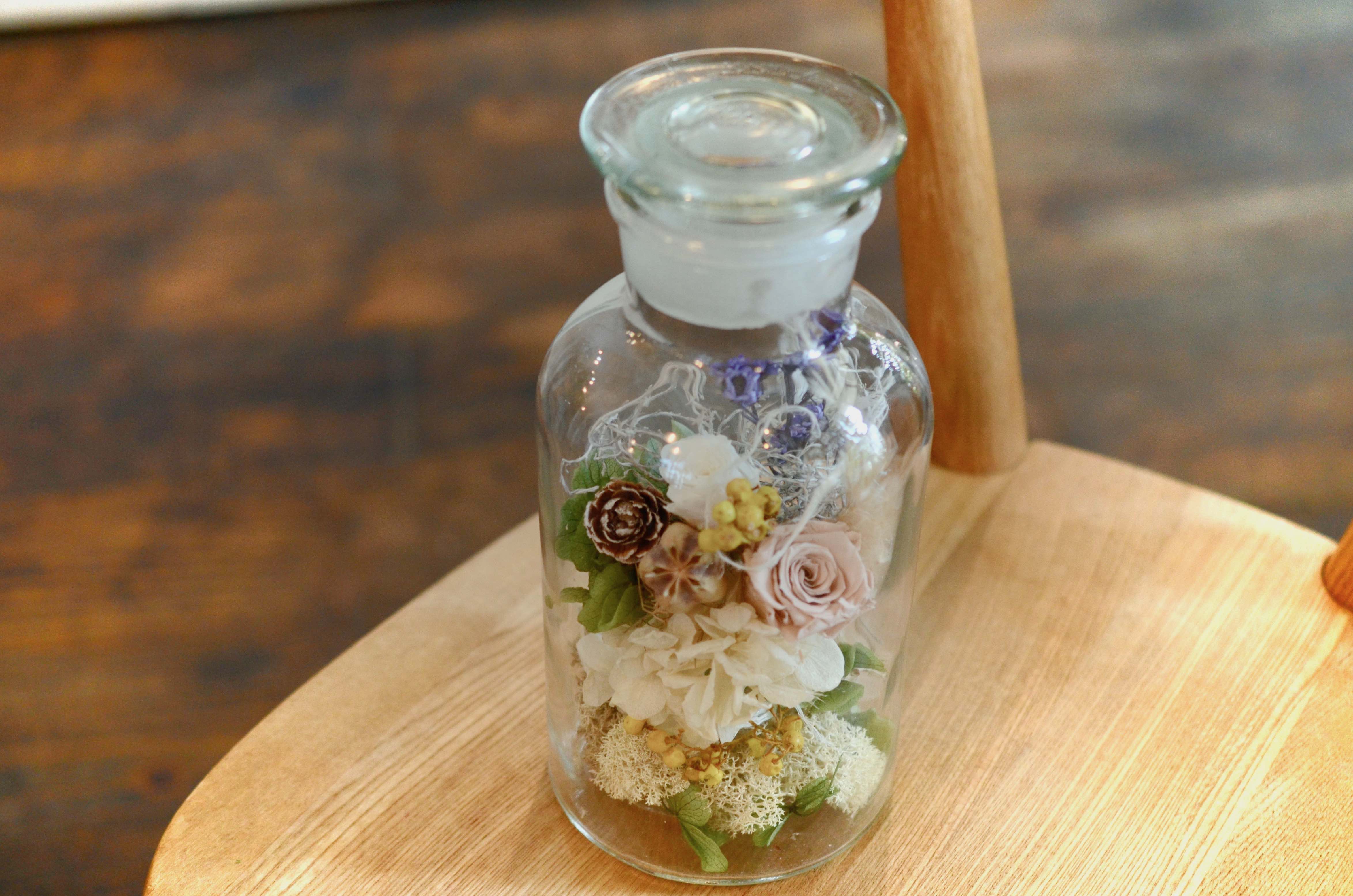 薬瓶 ガラスボトル のアレンジメント Flower Green Tokolo じゃらん遊び体験