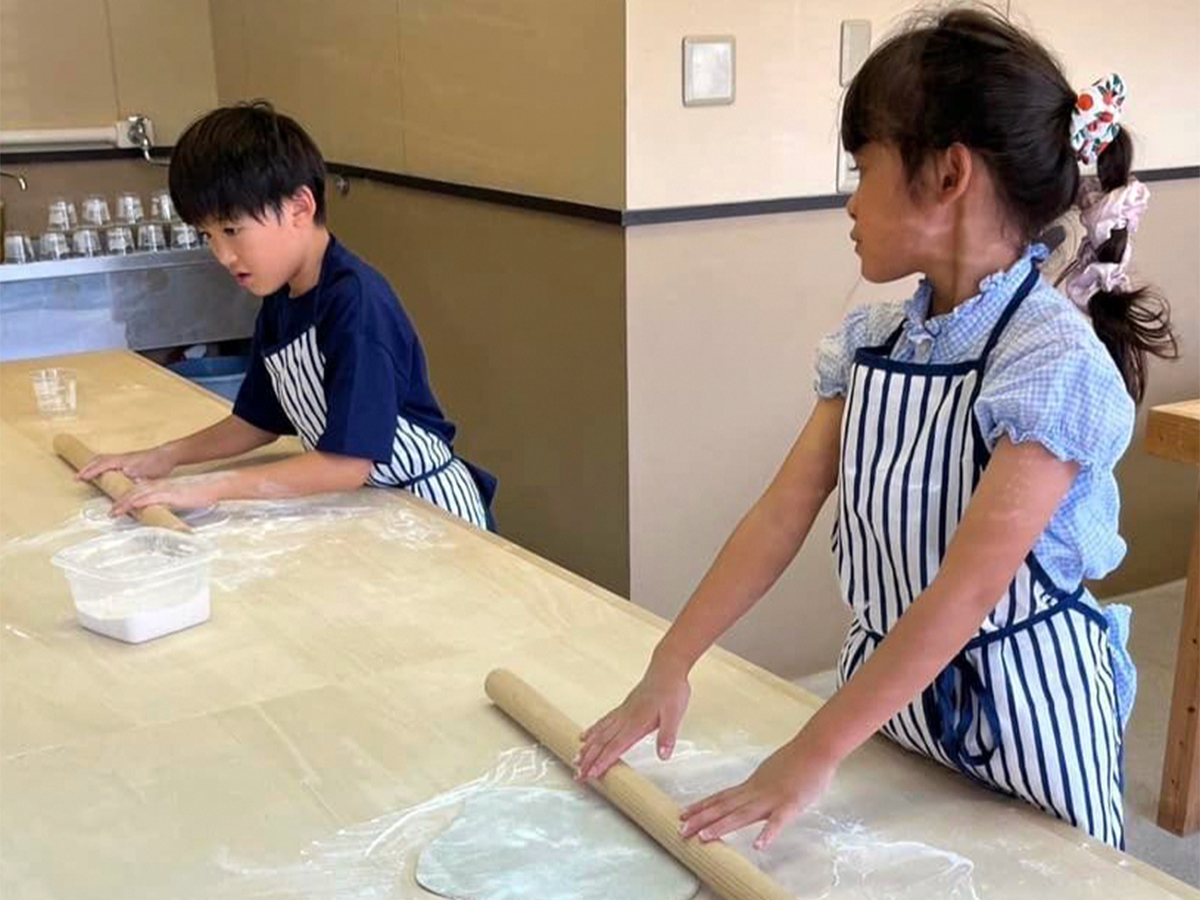 ̃R[X́A΋ʂL΂Ƃ납X^[głB