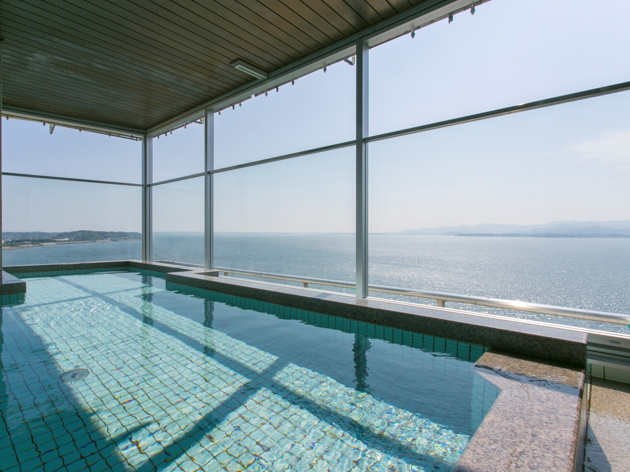 地上40mに浮かぶ絶景 日帰り温泉プラン 浜名湖を一望できる感動体験 舘山寺サゴーロイヤルホテル じゃらん遊び体験