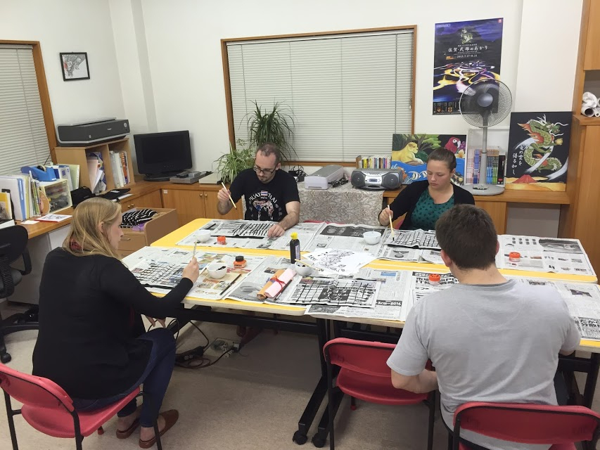 _l̂߃Abgz[ȕ͋Cő̌ł܂^