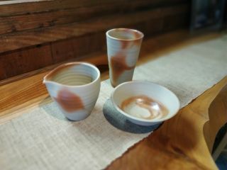 作品例。火襷(ひだすき)コースは焼き上がりが安定して綺麗です。