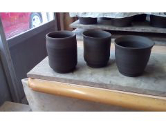 お湯のみ作品例です。後日仕上げ後の作品です。