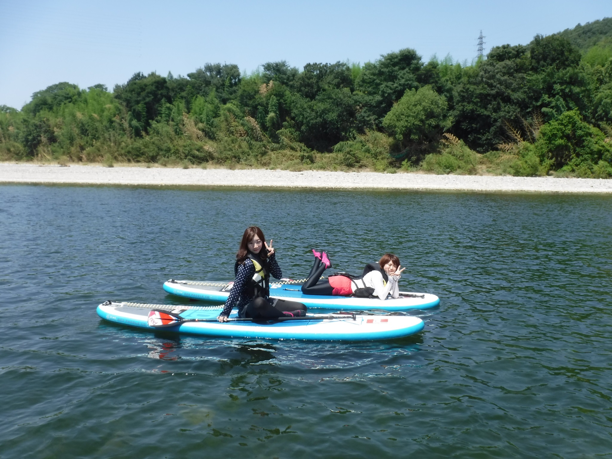 寝ころびながら長良川を楽しみましょう