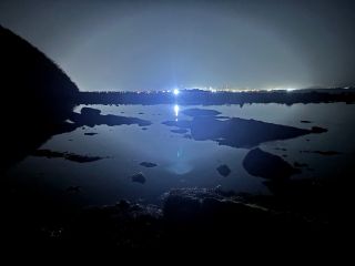 神秘的な夜の海