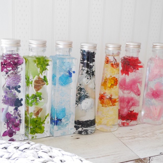 簡単に作れるハーバリウム体験