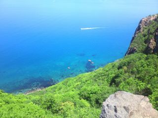 地元船長が自慢の小樽海岸国定公園をご案内致します