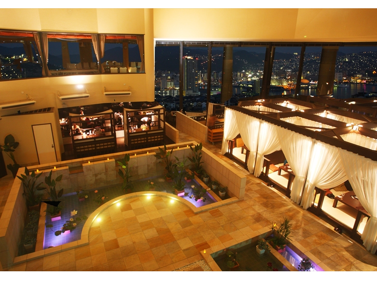 レストラン・ロータス