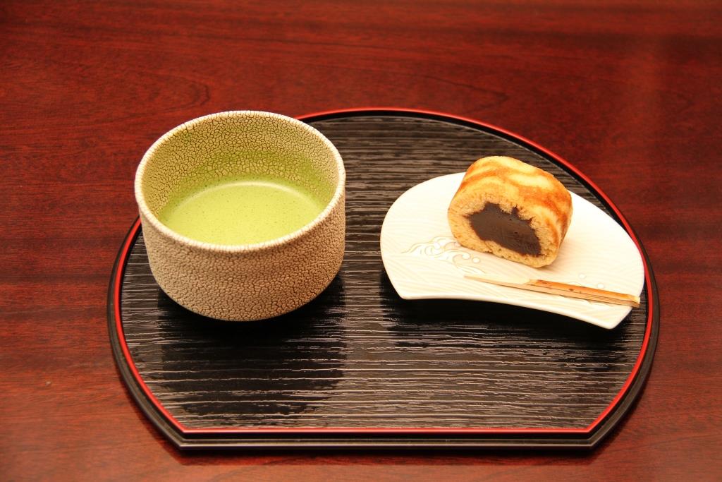 武雄焼とお抹茶と和菓子@