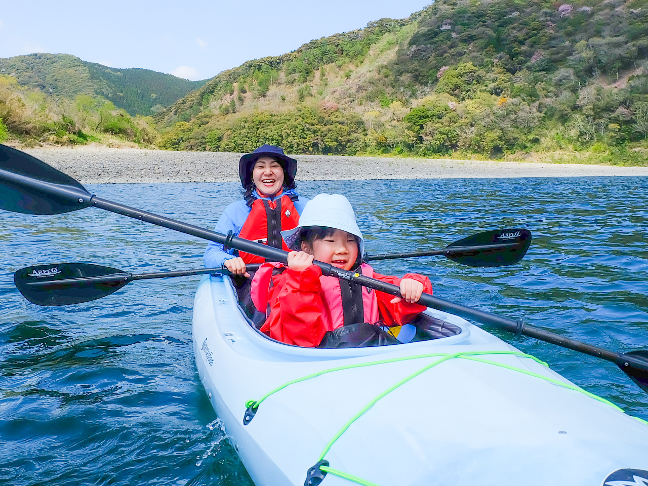 【別プランで2人乗り】4歳から2年生以下は2人乗りカヌーでご予約下さい。(3月)