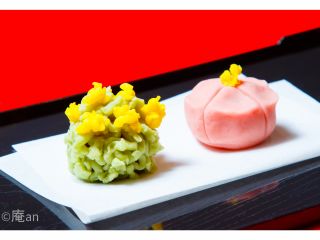 出来上がった和菓子を思い思いに盛り付けて・・・芸術作品の完成です!