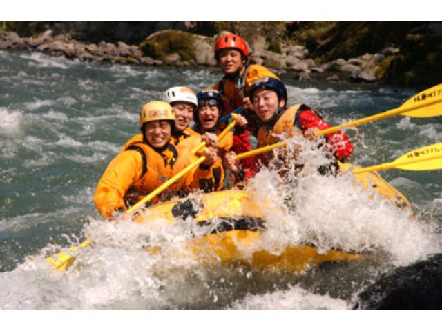 球磨川ラフティングクラブ:★【熊本・球磨川】13時集合3時間コース(写真データ・温泉チケット付き)