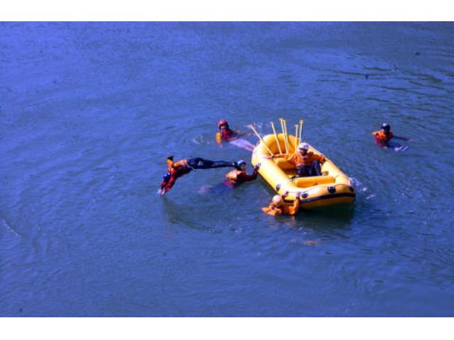 球磨川ラフティングクラブ:★【熊本・球磨川】13時集合3時間コース(写真データ・温泉チケット付き)