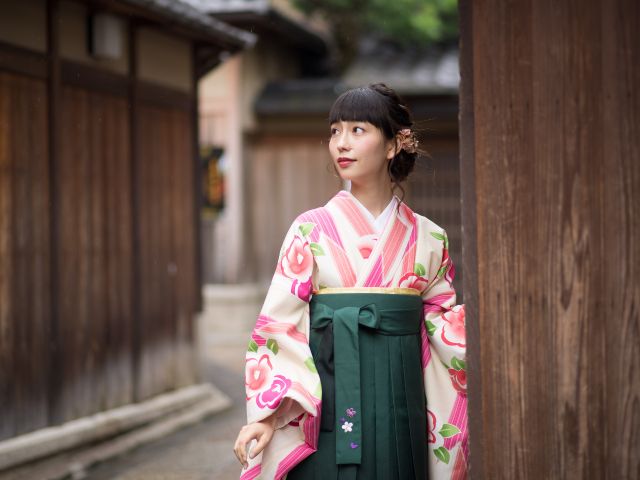 袴プラン レトロ 古典柄 大正ロマンを感じる袴スタイルで京都散策へ 国産レンタル着物 和香菜 じゃらん遊び体験 袴プラン レトロ 古典柄 大正ロマンを感じる袴スタイルで京都散策へ 国産レンタル着物 和香菜 じゃらん遊び体験
