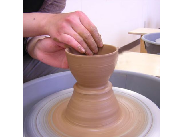 午後コース 1日体験 初心者も大歓迎 本格的な電動ろくろ体験 マイカップや茶碗を手作りしよう クレイスペース西岡陶房 じゃらん遊び体験 午後コース 1日体験 初心者も大歓迎 本格的な電動ろくろ体験 マイカップや茶碗を手作りしよう クレイスペース西岡陶房 じゃらん遊び体験