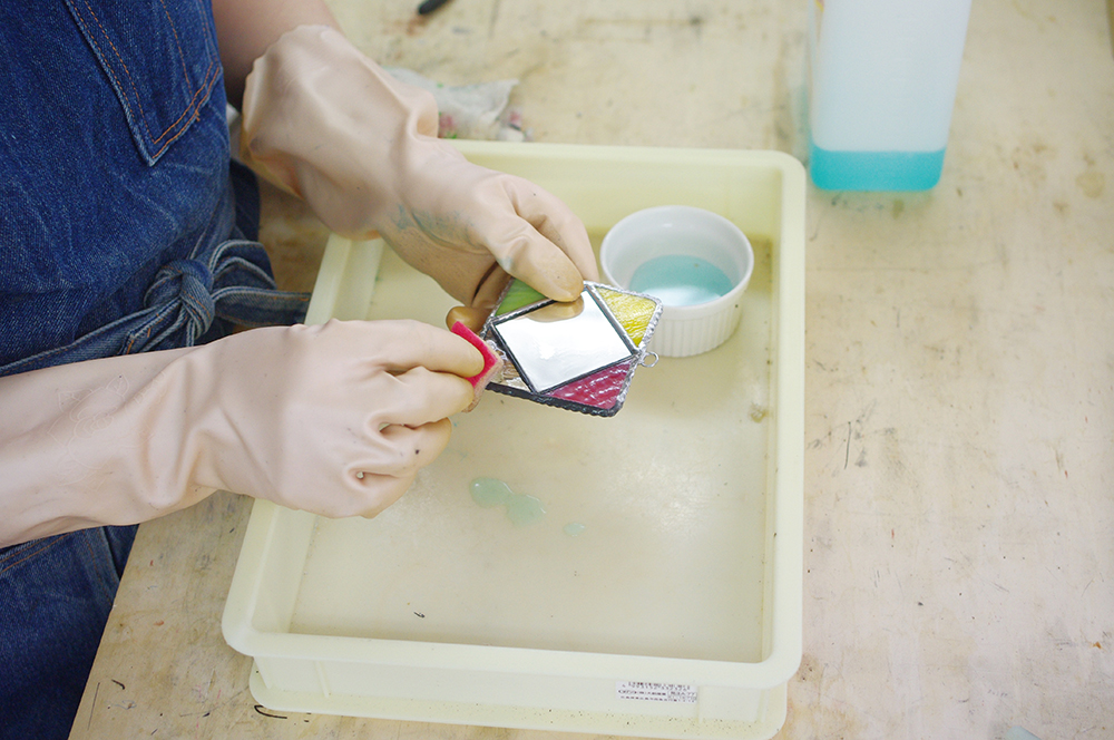 【作業工程】腐食 *コンパクトミラー