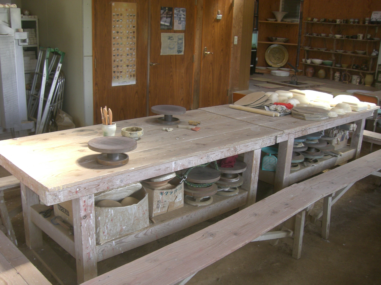 工房内部です。最大18名様まで一度に受講可能です。