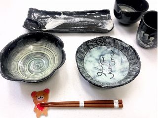 貴重な黒御影土を使ってます♪