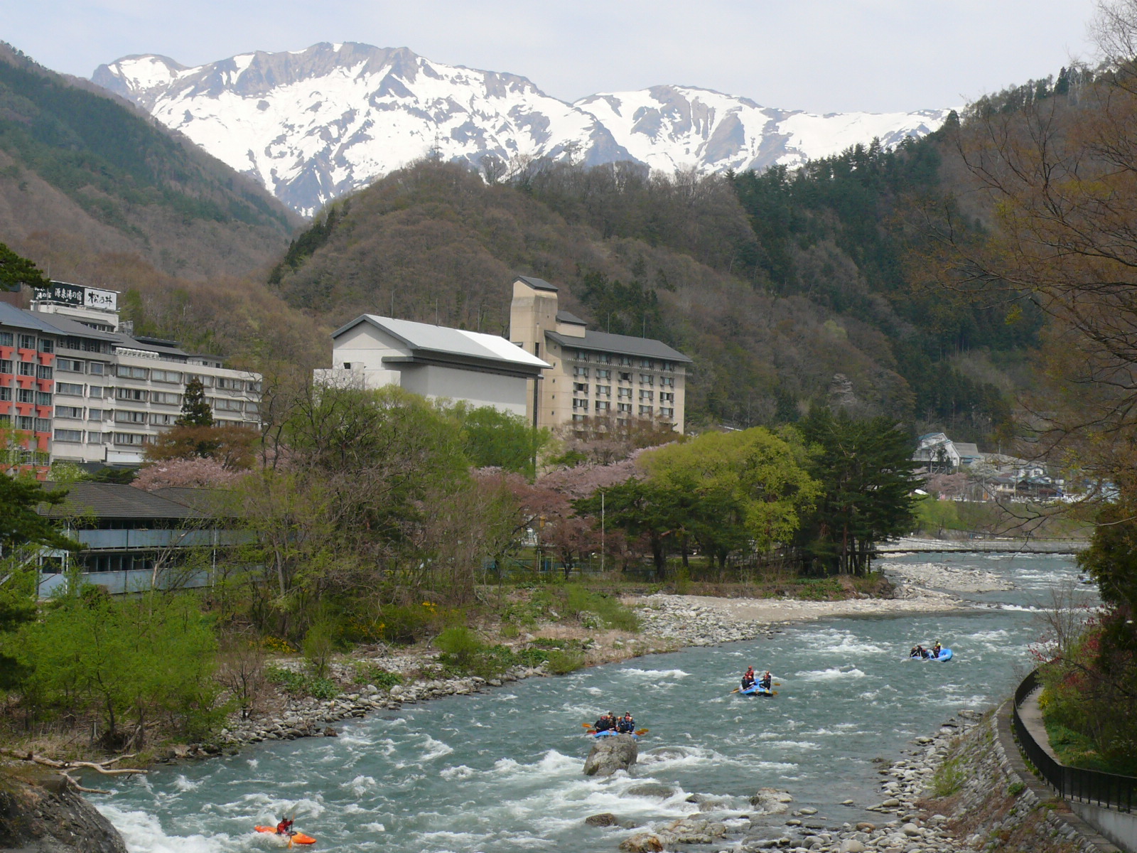 四季折々の景色を見ながら川下り、まさに大自然の宝庫みなかみ!!