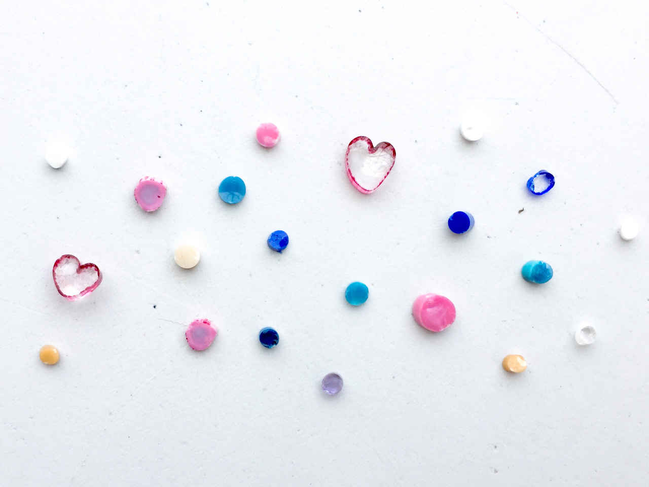 �D���ȃK���X�̃p�[�c�����Ė͗l��������܂���(o^^o)