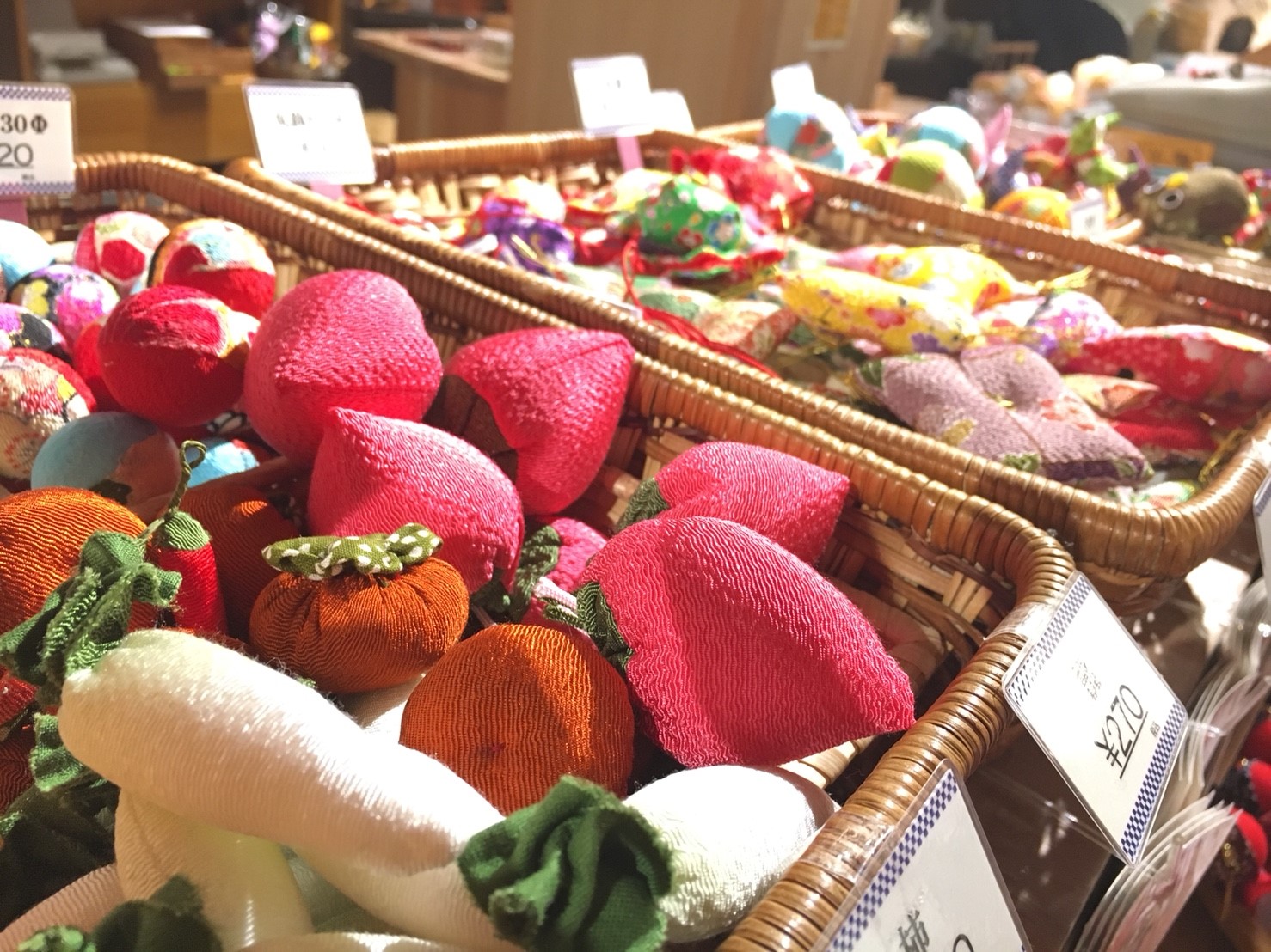 飾りの種類は全部で20種類以上!見た目で選ぶか、意味で選ぶか、、迷うのがまた楽しい♪