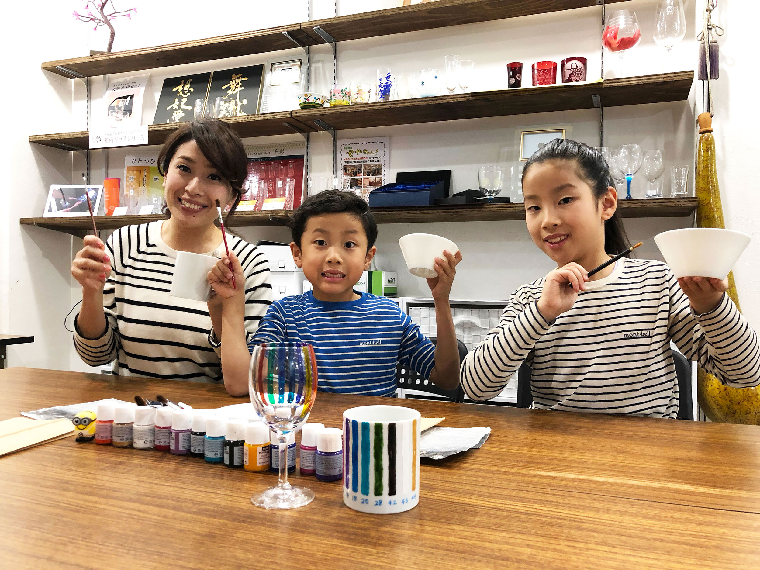 �G�t���̌��ɒ���I�O���X�ⓩ����J���t���ɕϐg�������Ⴈ����