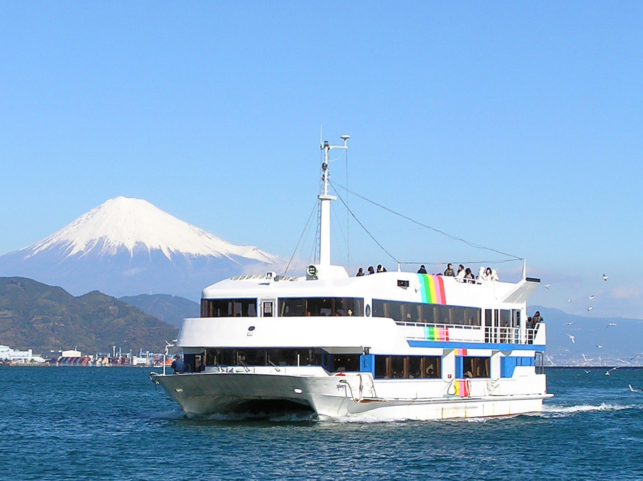 \ファミリー・女子旅・一人旅におすすめ/富士山を海の特等席で!富士山清水みなとク...