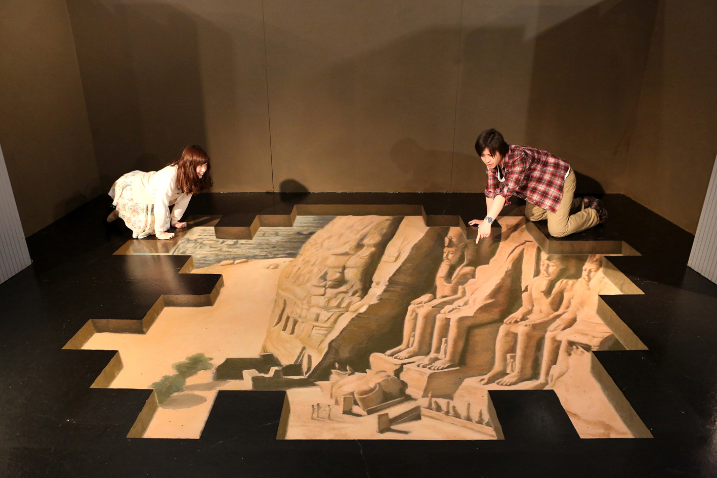 階下のエジプト