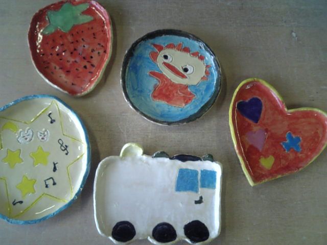 こんなかわいいお皿もできちゃいます。