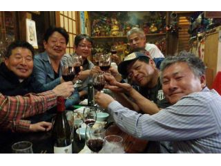 まちづくりを “つまみ” に飲み明かす