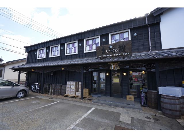 1997年創業のクラフトビールISEKADO(イセカド)  神久工場と併設の直売店「麦酒蔵びやぐら」。世界大会金賞受賞ビールもお買い求めいただけます。