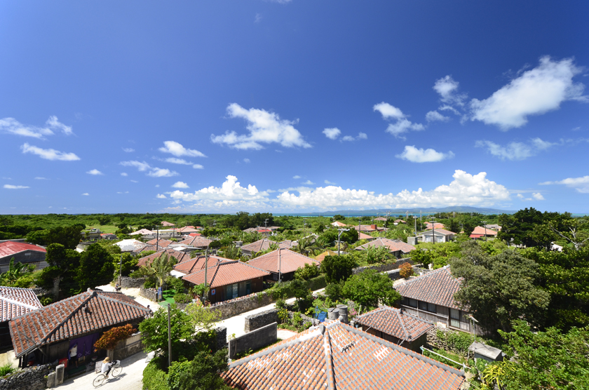 沖縄の原風景が残る竹富島。