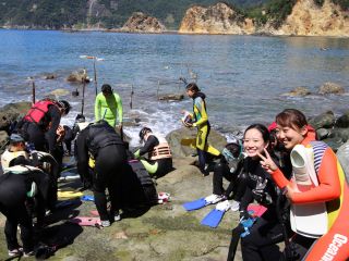 午前は楽しいスタッフと午後はそのまま器材を借りて自由にあそびましょう