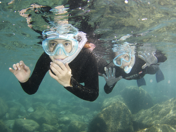 �X�^�b�t�����J�Ɏw�����܂��̂Ōߌ�͂����Ղ莩�R�ɗV��ł��������B