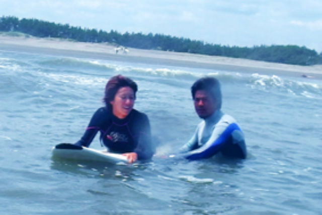 【シニアレッスン】年齢に関係なくサーフィンしてみたい方にオススメ♪