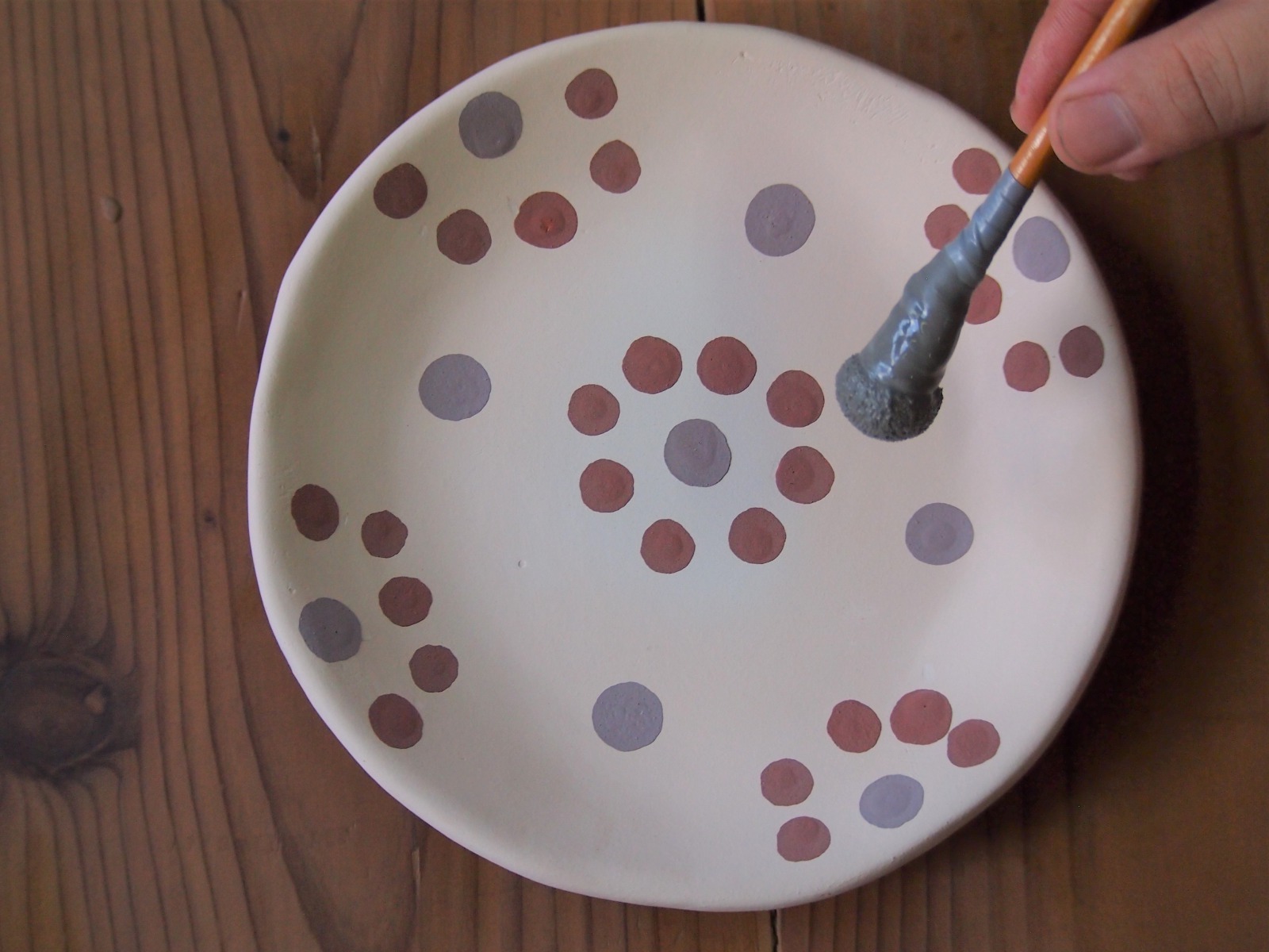 陶芸の絵模様 下図と絵付 職人の絵付けに惹かれる和食器