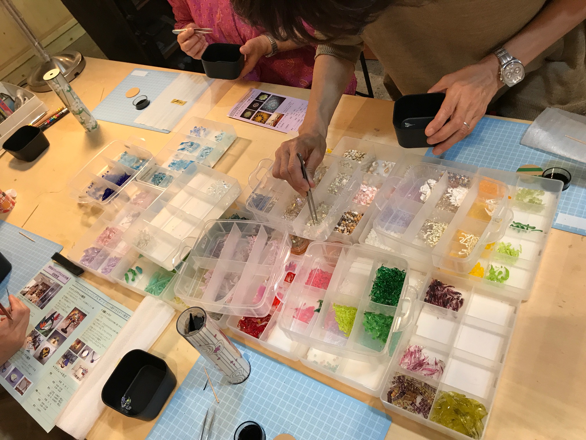 万華鏡　ステンドグラス　作家物 20230805_02-630x630.jpg