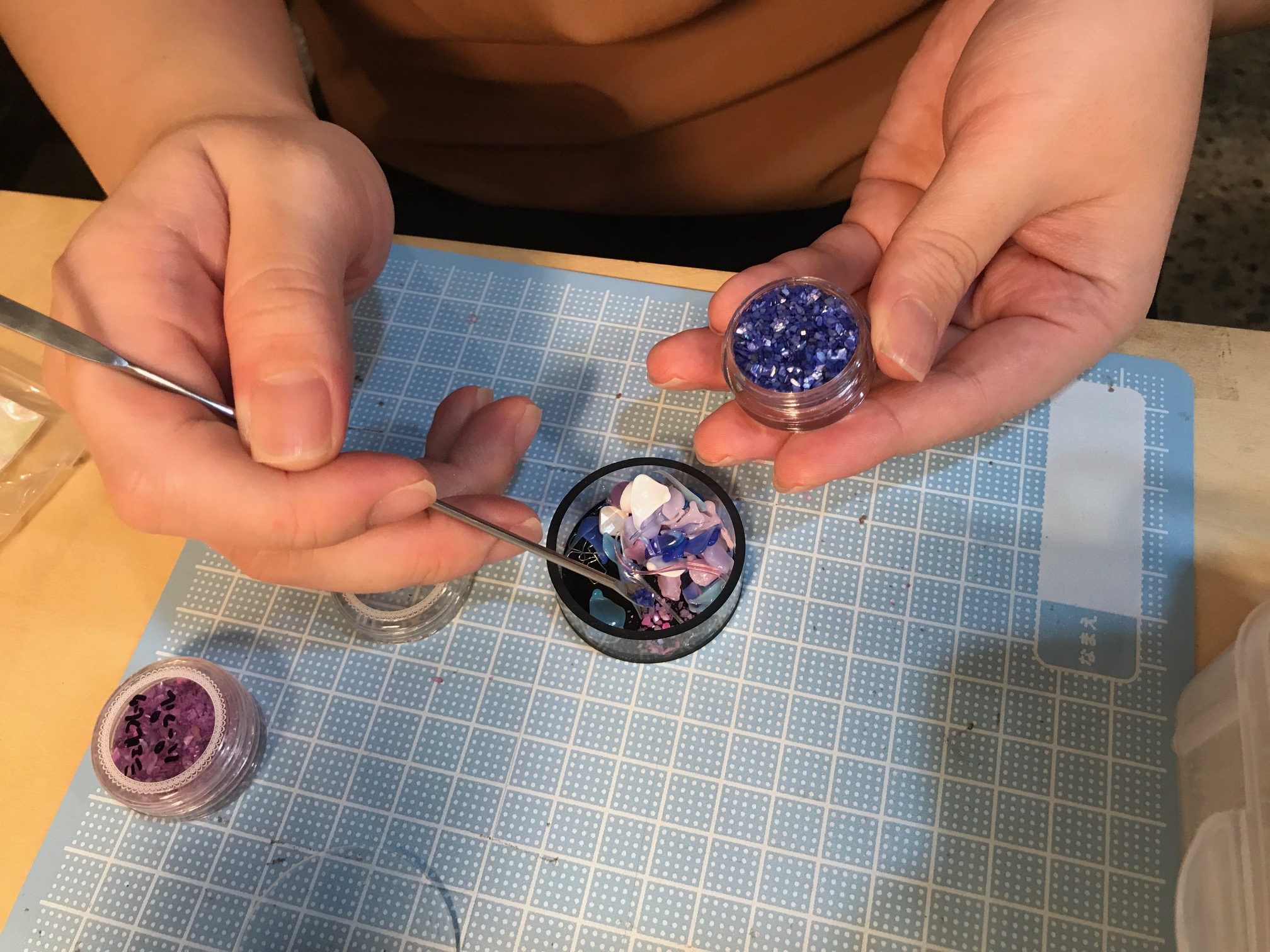 プロ使用の本格的万華鏡！ステンドグラスで作る万華鏡ワークショップ