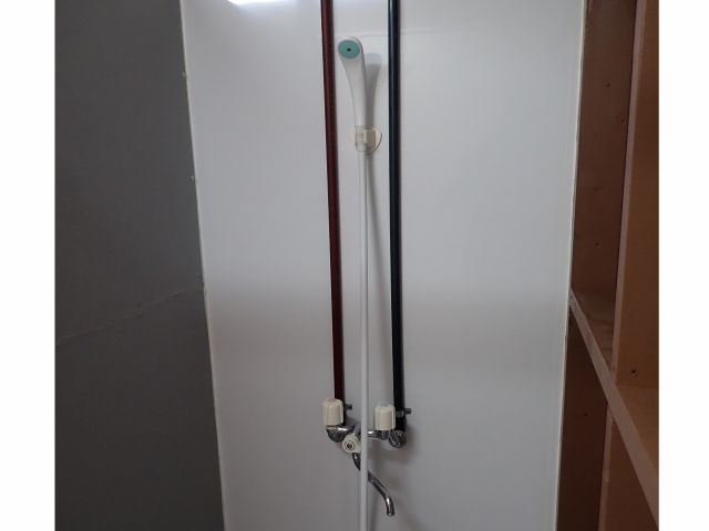 温水シャワー完備!!