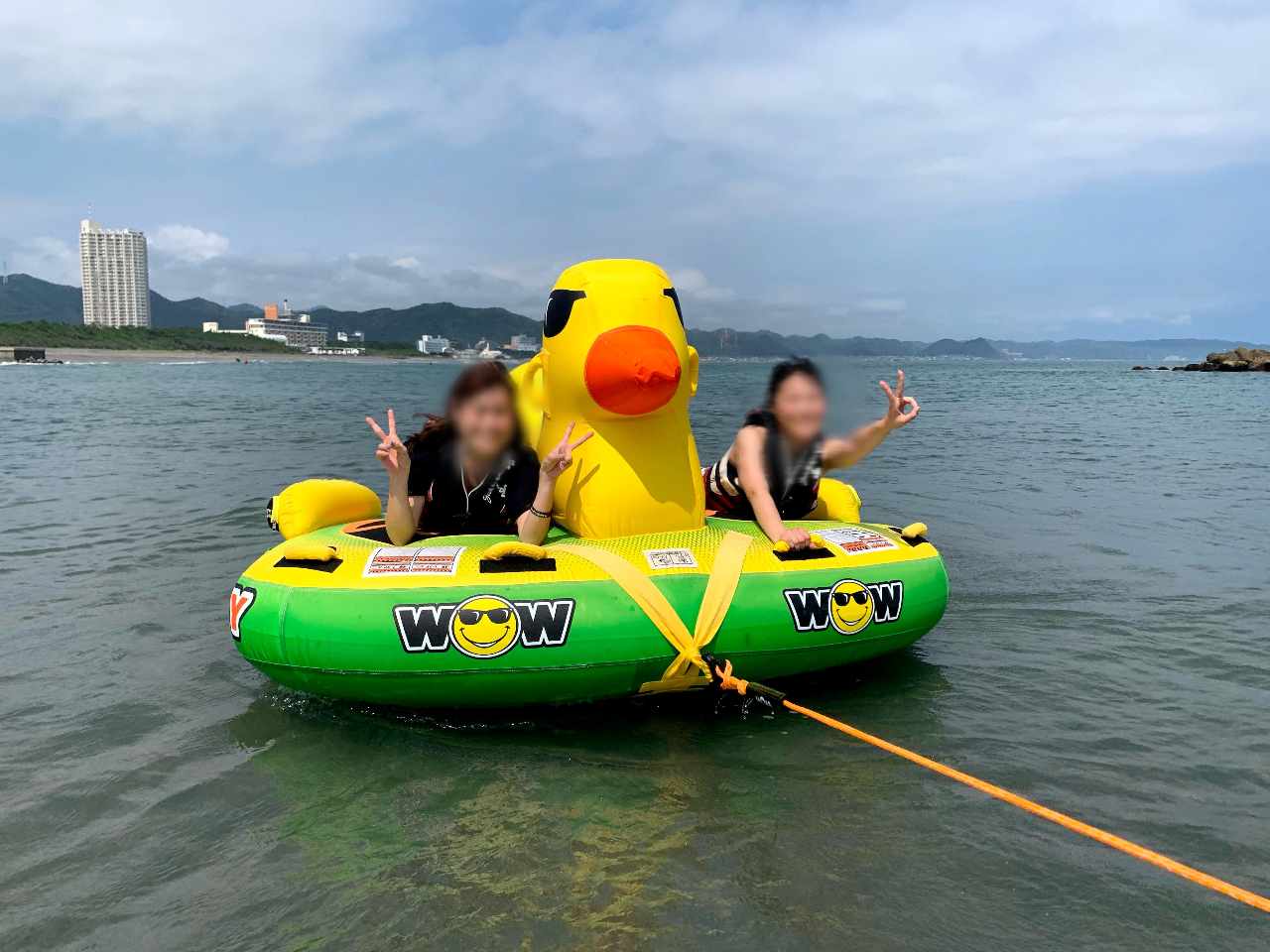 海・川・湖遊び トーイングチューブ