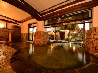 お食事時間11 30 12 30 10種類のお風呂と花紋御膳のお食事 コロナ対策実施中 カップル 女性同士 ファミリーにおすすめ 箱根湯本 10種類の源泉湯めぐりと創作懐石 花紋 じゃらん遊び体験