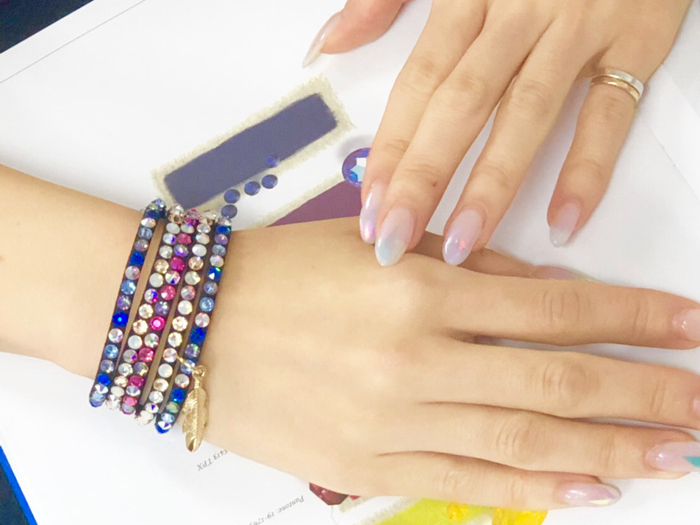 �L�яk�݂��郉�o�[�f�ނȂ̂ŕt���O�����ȒP�Ńf�C���[�Ŏg���₷��